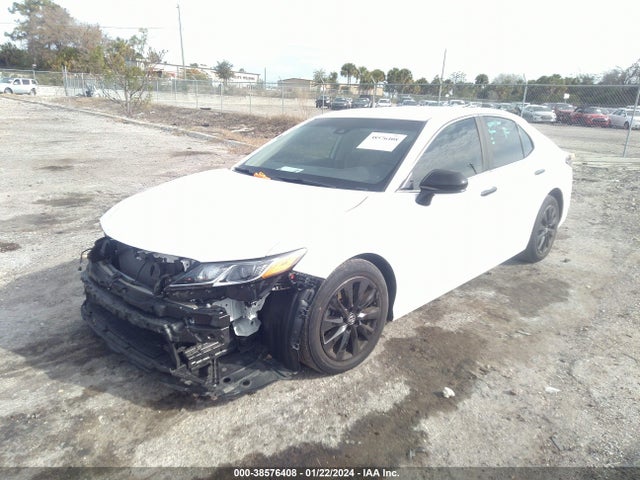 Toyota CAMRY LE 2020 4T1C11AK6LU900054 Image 2