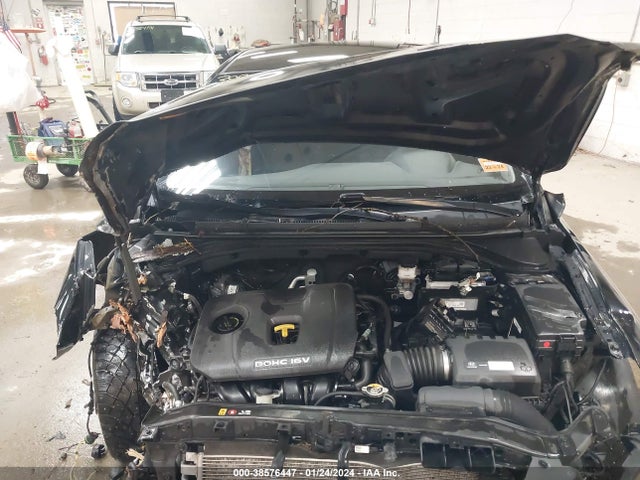 Hyundai ELANTRA SE 2018 5NPD74LF2JH377924 Image 10