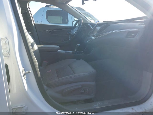 Chevrolet IMPALA LT 2019 1G11Z5SA9KU126259 Image 5