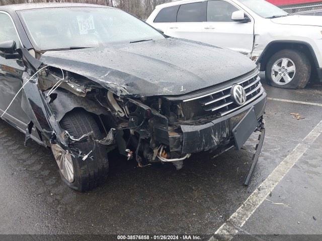 1VWBS7A35GC052265 Volkswagen Passat 1.8t Se