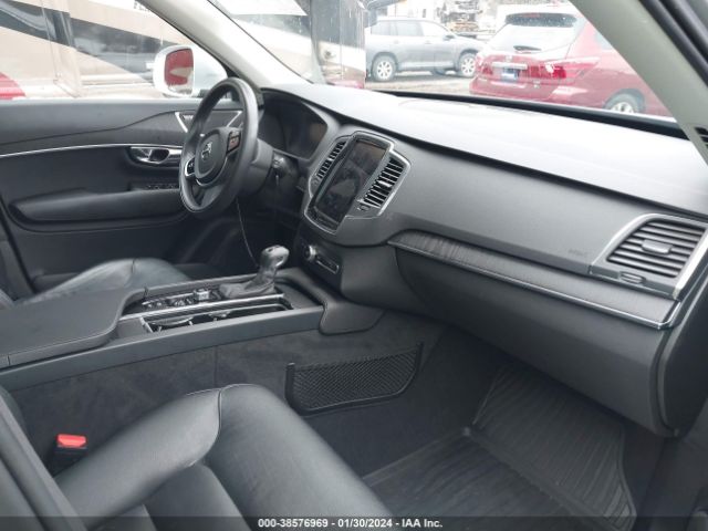 YV4A22PK0L1617993 Volvo Xc90 T6 Momentum 7 Passenger
