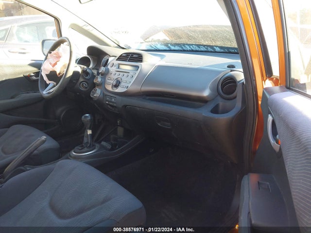 2010 HONDA FIT SPORT VIN: JHMGE8G46AS006736