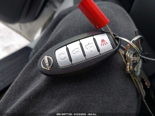 5N1DR3BC6NC270397 Nissan Pathfinder Sv 4wd