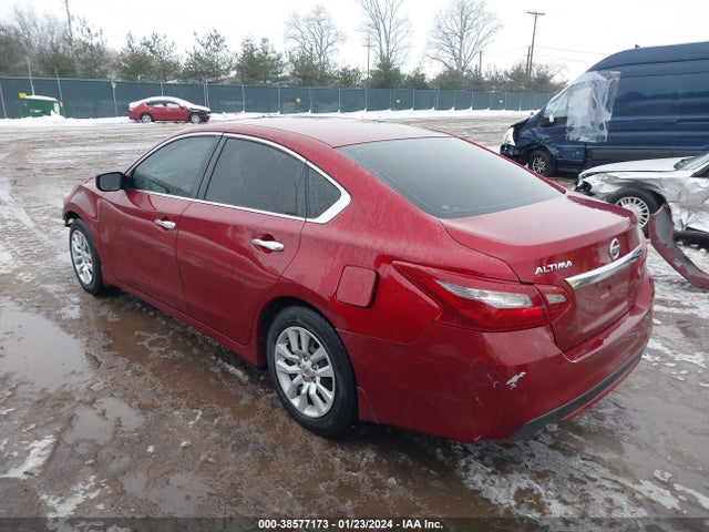 Nissan Altima 2.5 S 2018 1N4AL3AP3JC121703 Image 3