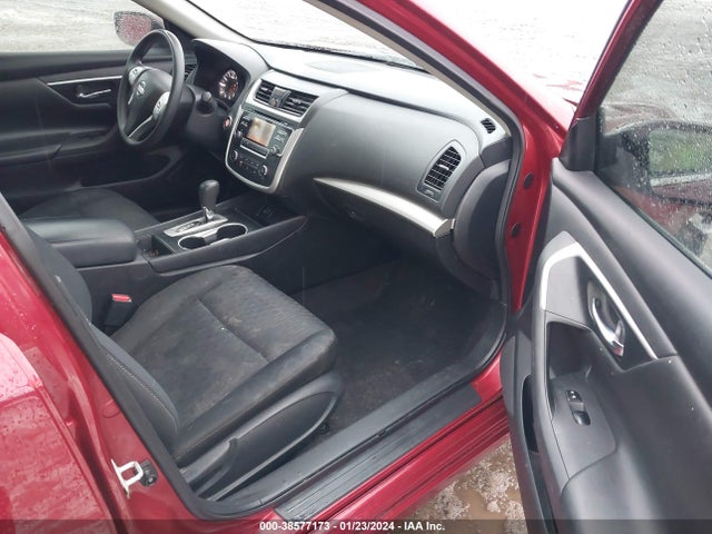 Nissan Altima 2.5 S 2018 1N4AL3AP3JC121703 Image 5