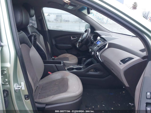 2012 HYUNDAI TUCSON GLS VIN: KM8JU3AC5CU358433