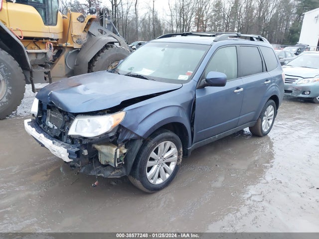 2012 SUBARU FORESTER 2.5X PREMIUM VIN: JF2SHADC3CG430212