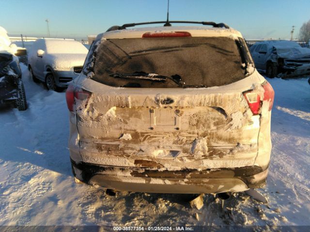 1FMCU9HD6KUC55904 Ford ESCAPE SEL