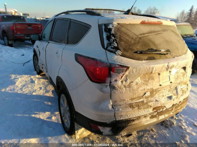 1FMCU9HD6KUC55904 Ford ESCAPE SEL