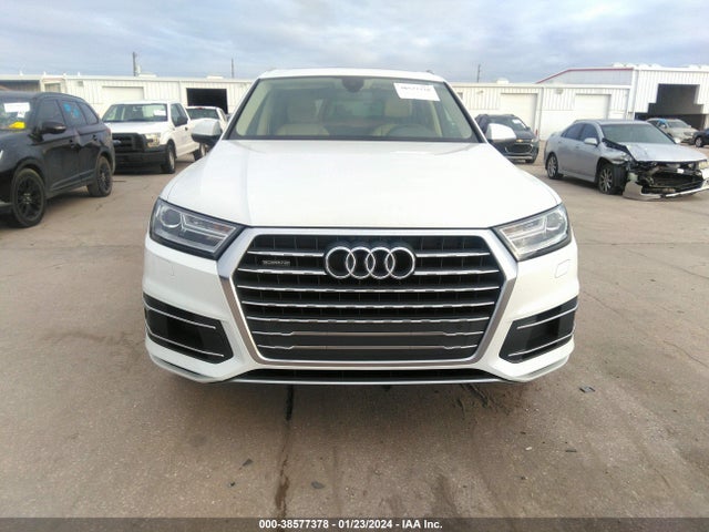 WA1AHAF79JD008691 Audi Q7 2.0t Premium