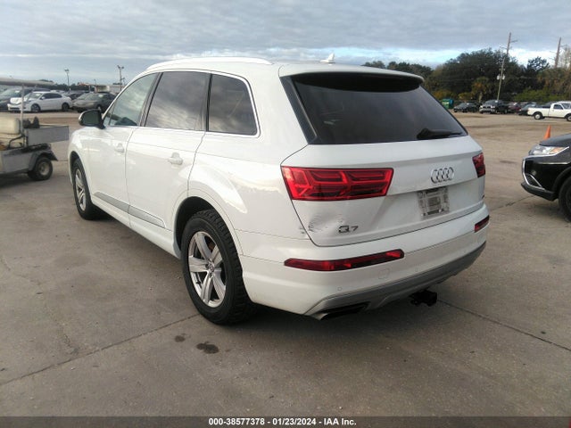 WA1AHAF79JD008691 Audi Q7 2.0t Premium