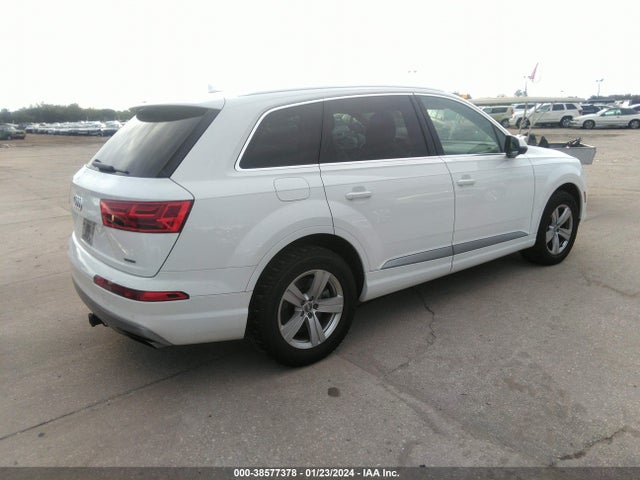 WA1AHAF79JD008691 Audi Q7 2.0t Premium