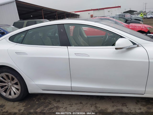 Tesla MODEL S 2016 5YJSA1E29GF169371 Image 26