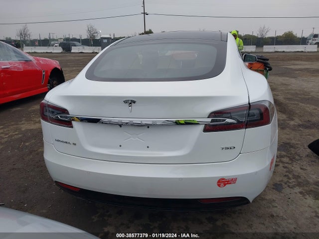 Tesla MODEL S 2016 5YJSA1E29GF169371 Image 29
