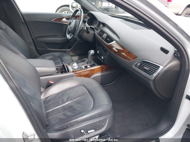 WAUG8AFC2HN013746 Audi A6 2.0t Premium