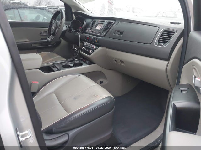 2017 KIA SEDONA LX VIN: KNDMB5C15H6237976