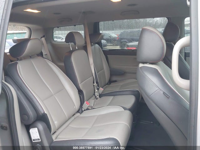 2017 KIA SEDONA LX VIN: KNDMB5C15H6237976