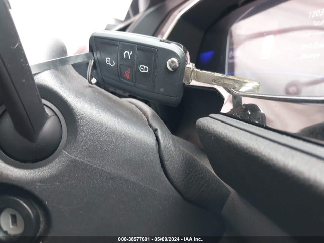 3VWBM7BU6PM024927 Volkswagen Jetta 1.5t Sport
