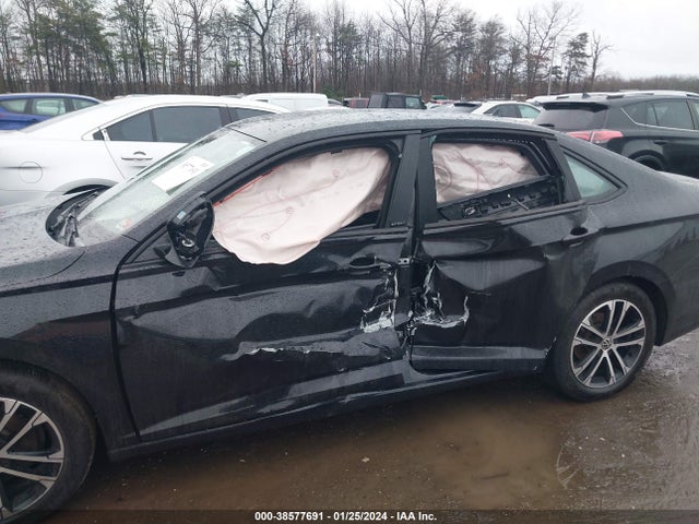 3VWBM7BU6PM024927 Volkswagen Jetta 1.5t Sport