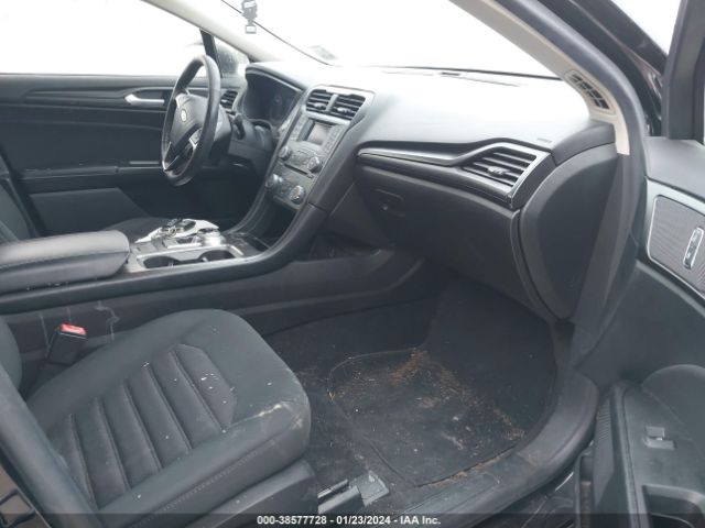 3FA6P0G74JR126670 Ford FUSION S