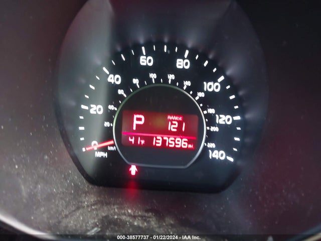 KIA SOUL + 2014 KNDJP3A5XE7727852 Image 7