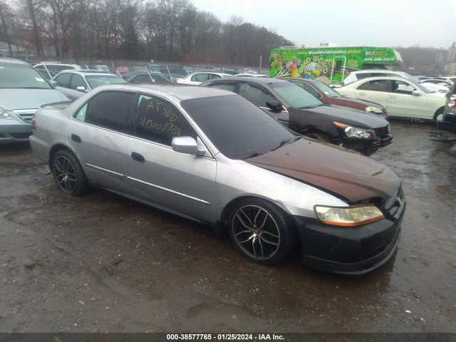 2001 HONDA ACCORD 2.3 LX VIN: JHMCG66511C014583