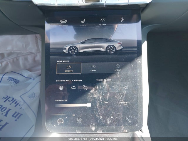 Lucid Air Pure 2023 50EA1PFA2PA009342 Image 18