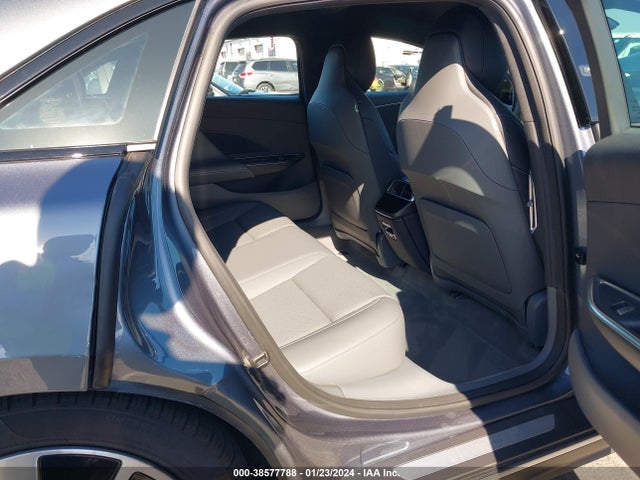 Lucid Air Pure 2023 50EA1PFA2PA009342 Image 8