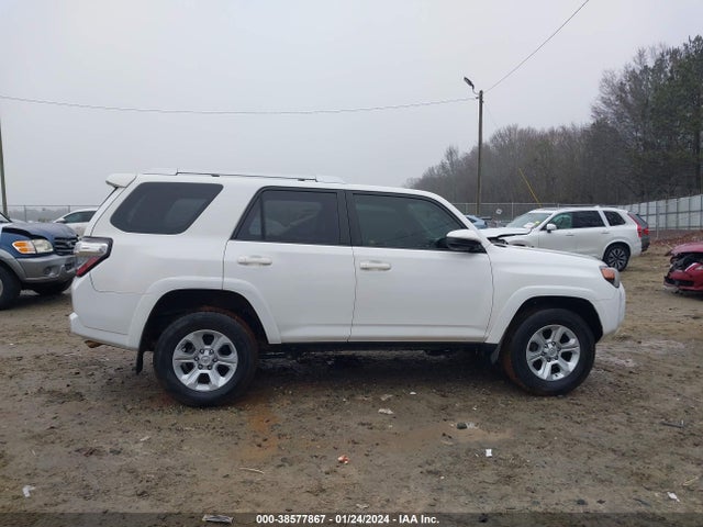 Toyota 4RUNNER SR5 2017 JTEZU5JR5H5161363 Image 13