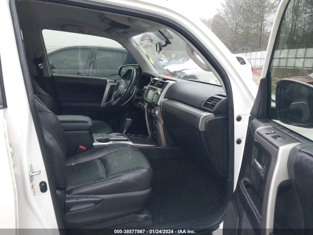 Toyota 4RUNNER SR5 2017 JTEZU5JR5H5161363 Image 5