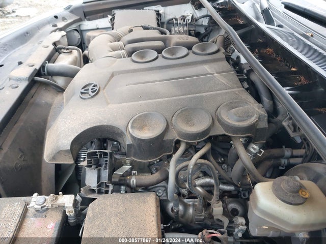 Toyota 4RUNNER SR5 2017 JTEZU5JR5H5161363 Image 6