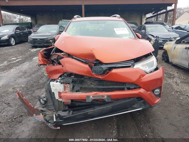 2016 TOYOTA RAV4 XLE VIN: JTMRFREV6GJ071559