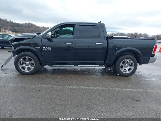 RAM 1500 Laramie  4x4 5'7 Box 2017 1C6RR7NT1HS661276 Image 14