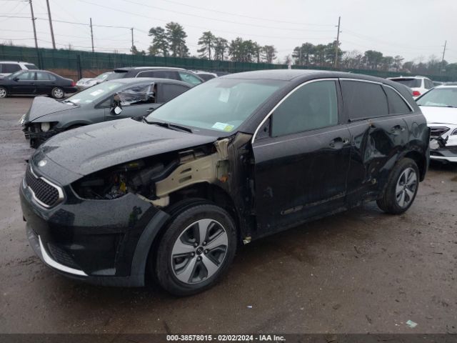 KNDCB3LC0H5043640 KIA NIRO FE
