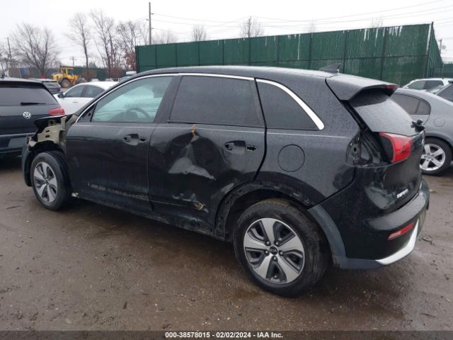 KNDCB3LC0H5043640 KIA NIRO FE