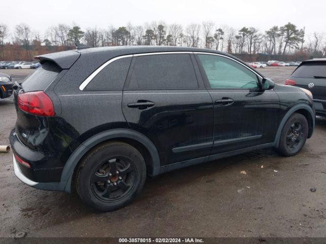 KNDCB3LC0H5043640 KIA NIRO FE