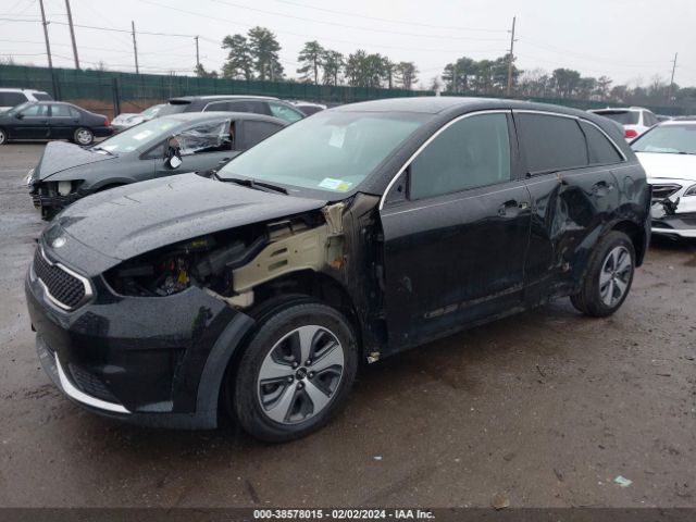 KNDCB3LC0H5043640 KIA NIRO FE