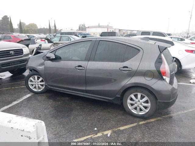 Toyota Prius C Two 2017 JTDKDTB3XH1596021 Image 15