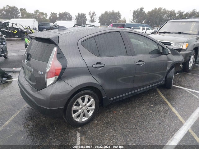 Toyota Prius C Two 2017 JTDKDTB3XH1596021 Image 4