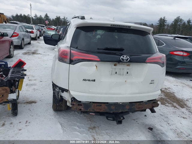 Toyota RAV4 SE 2016 JTMJFREV7GJ082910 Image 16