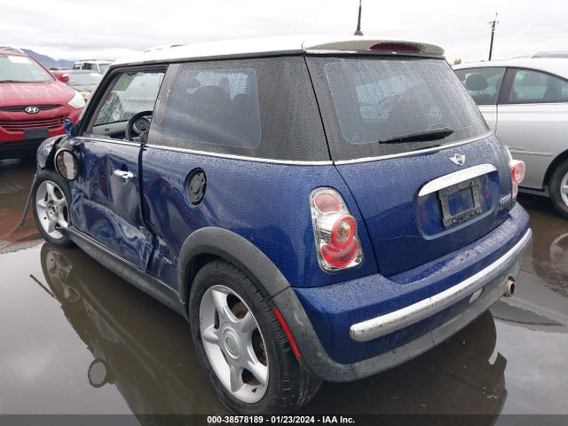 2004 MINI COOPER WMWRC33424TC54540 Photo 2