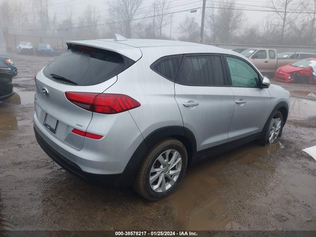 Hyundai TUCSON SE 2019 KM8J2CA48KU856316 Image 4