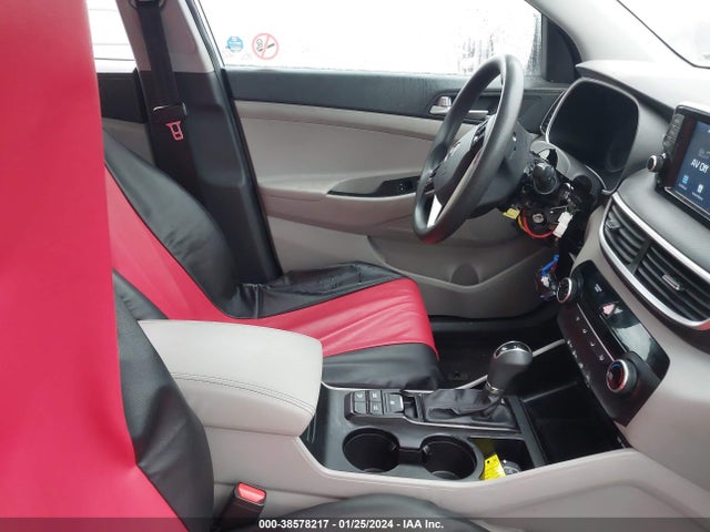 Hyundai TUCSON SE 2019 KM8J2CA48KU856316 Image 5