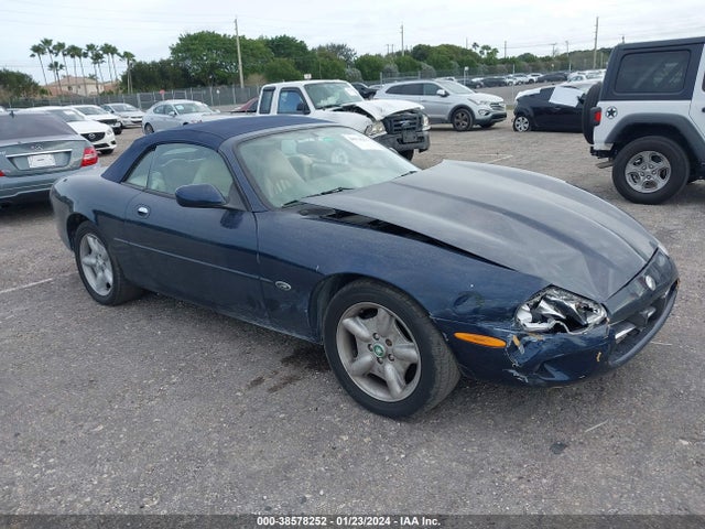 1997 JAGUAR XK8 SAJGX2748VC017084 Photo 0