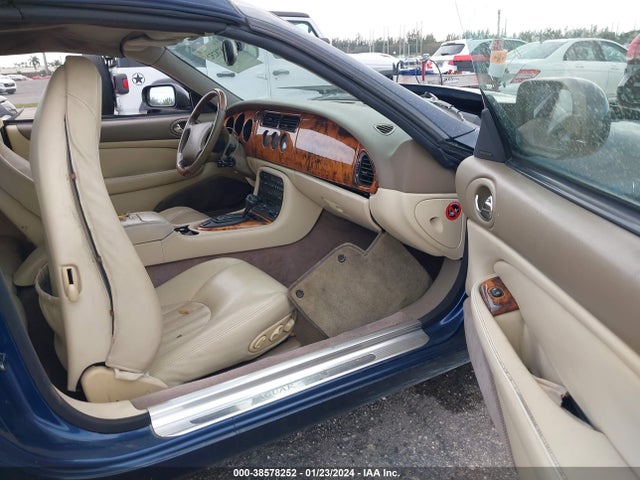1997 JAGUAR XK8 SAJGX2748VC017084 Photo 4