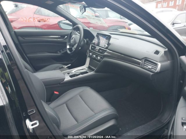 1HGCV3F28NA036272 Honda Accord Hybrid Sport