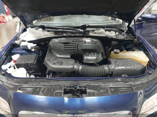 2C3CCAAG9EH285777 Chrysler 300