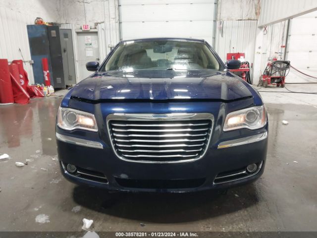 2C3CCAAG9EH285777 Chrysler 300