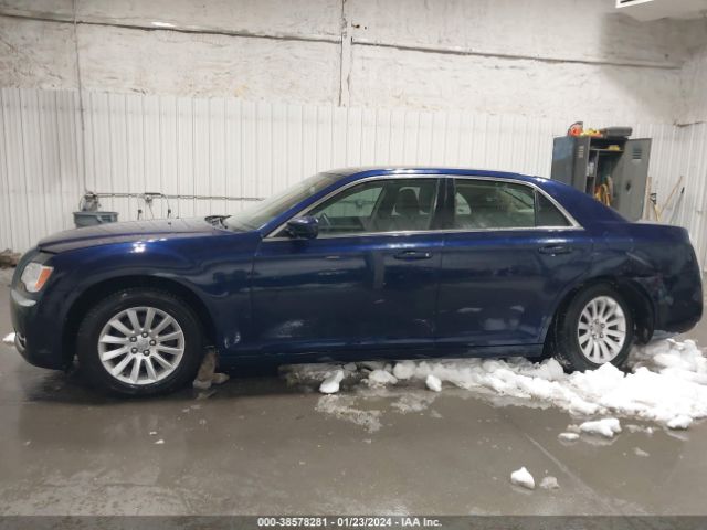 2C3CCAAG9EH285777 Chrysler 300