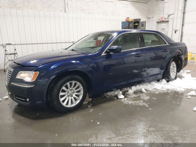 2C3CCAAG9EH285777 Chrysler 300